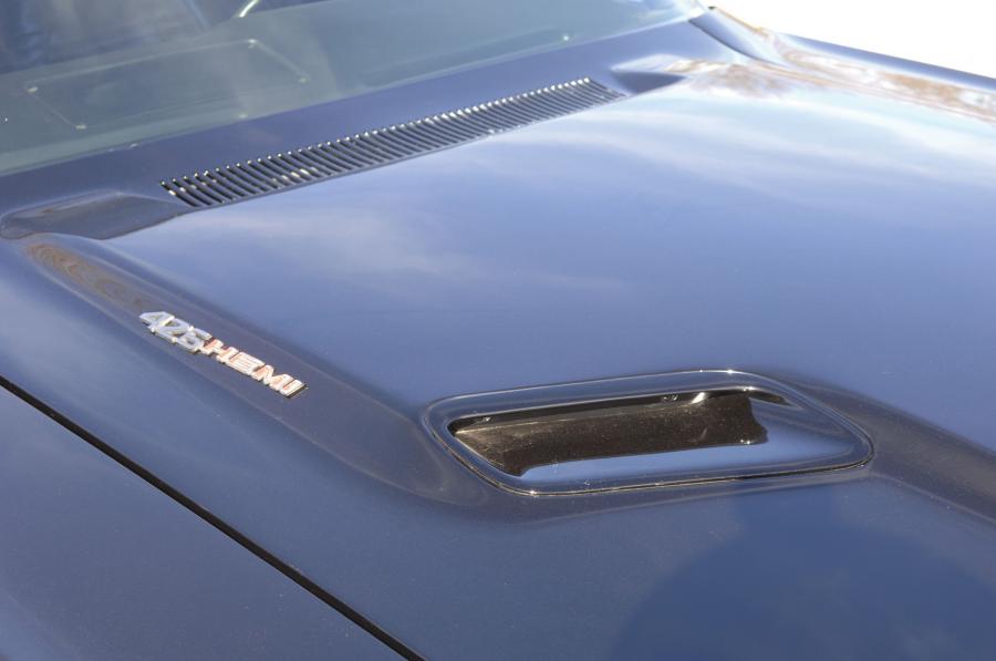  Plymouth Hemi Challenger R-T Hardtop Coupe 1970 года  (фото 4 из 9)
